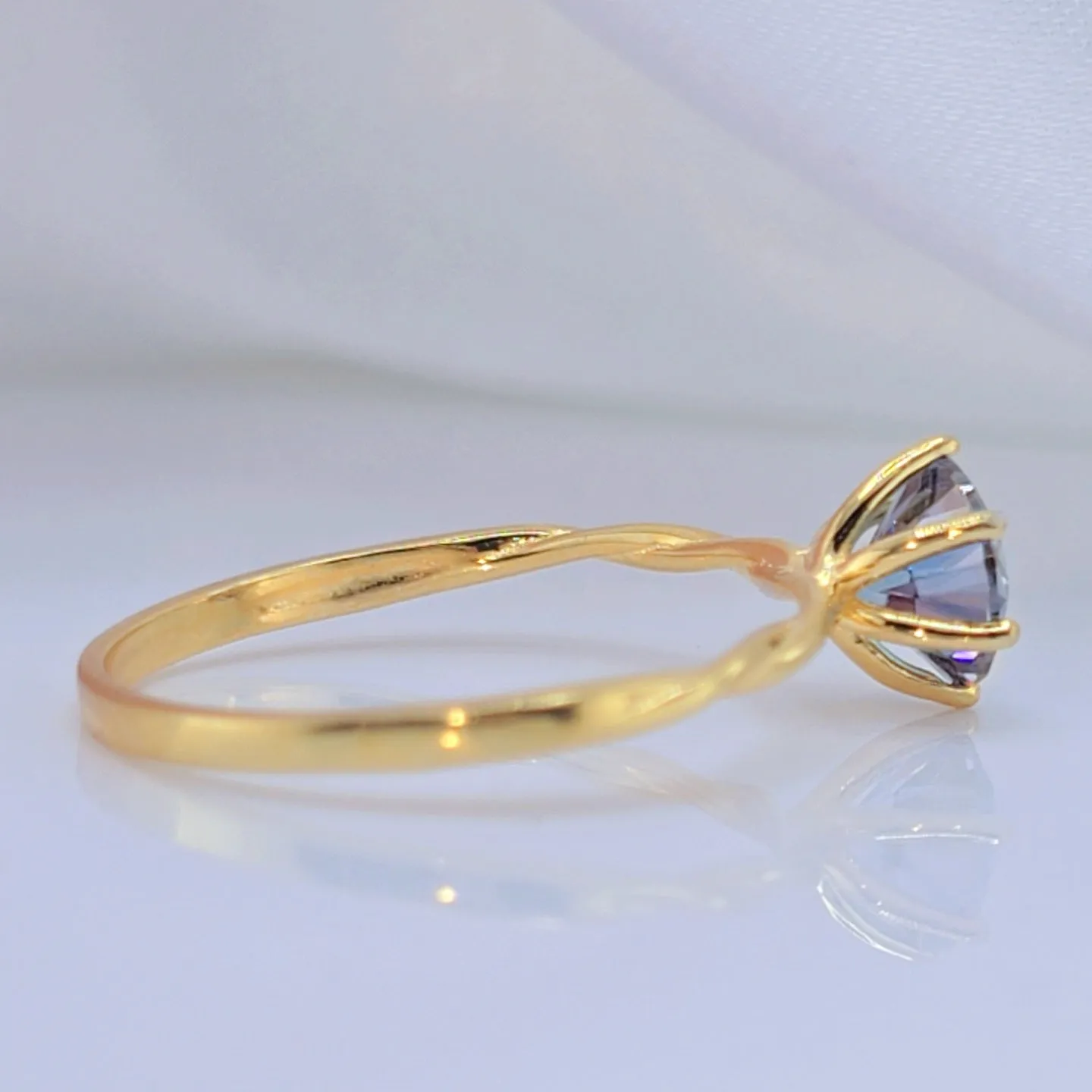 1.0 Ct Round Cut Blue Diamond Engagement Ring