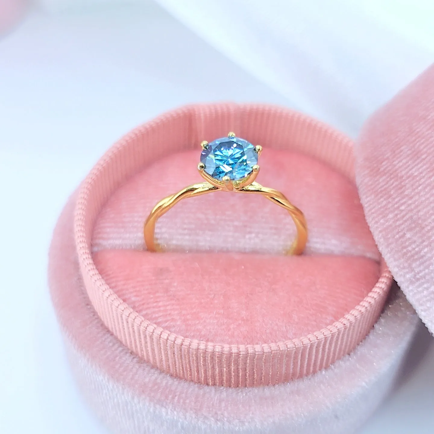 1.0 Ct Round Cut Blue Diamond Engagement Ring