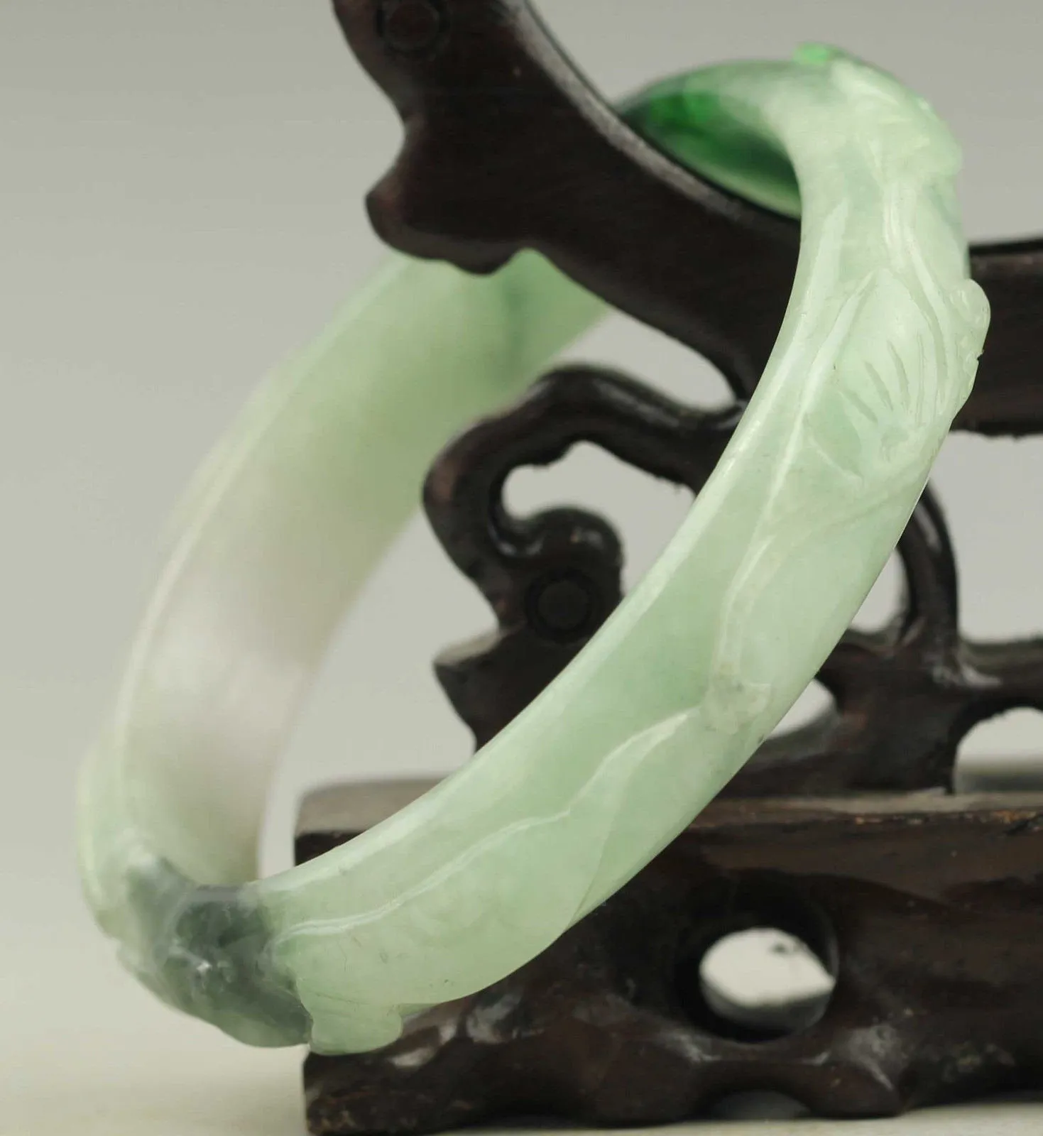 10% OFF- 52/53/54 mm Certified Natural Jadeite Emerald Jade Dragon Ruyi Flower Bangle《Grade A》NO.C187