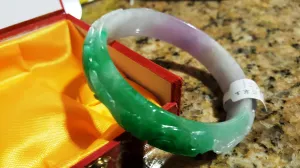 10% OFF- 57/58/59 mm Certified Natural Jadeite Emerald Jade Bangle《Grade A》A021
