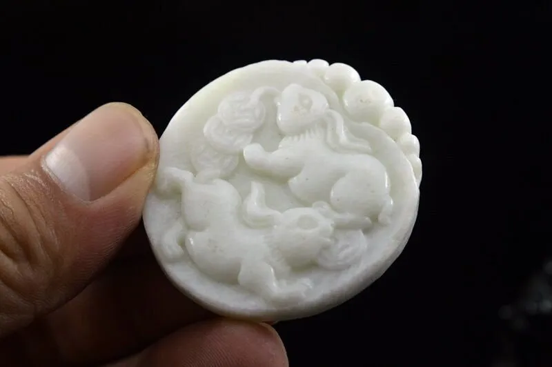 10% OFF- Certified Natural White Emerald A*Jade HandCarved Rabbits Pendant A88