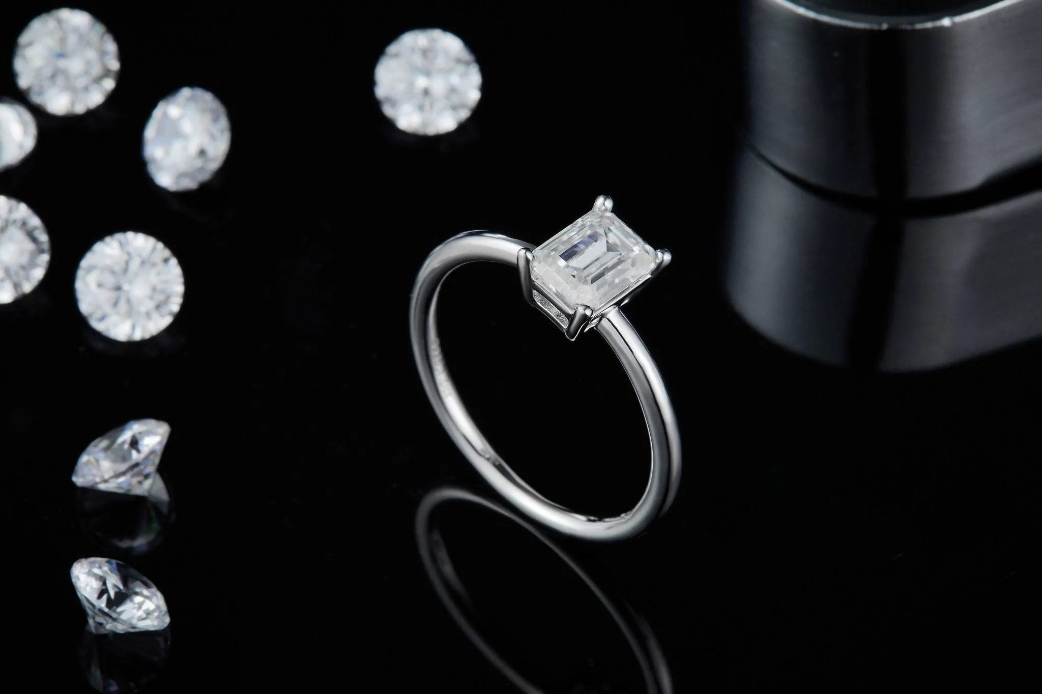 1.0Ct 5*7mm Emerald Cut Diamond Solitaire Engagement Ring