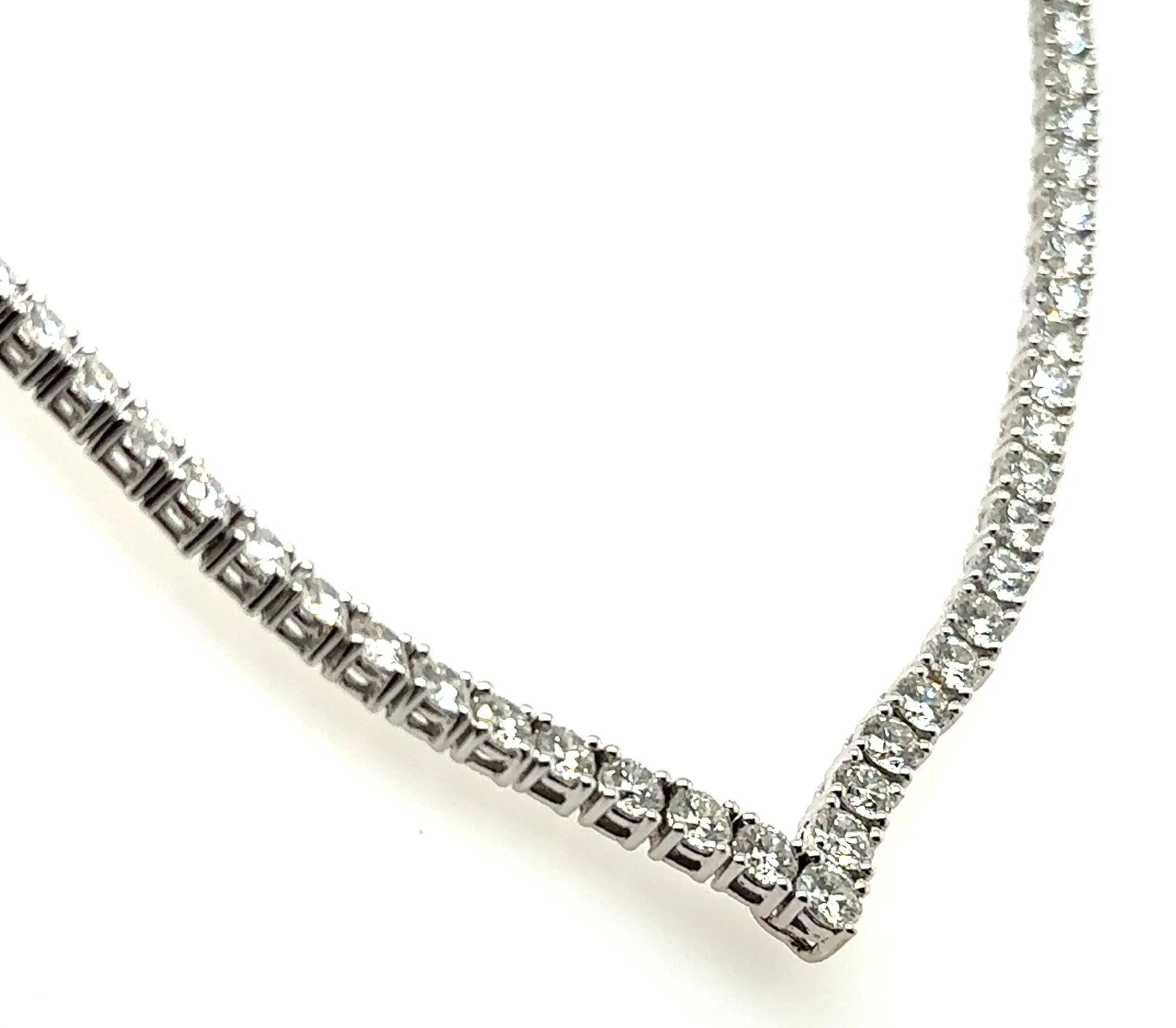 13.04ct tw Diamond Riviera Line Tennis Statement Necklace