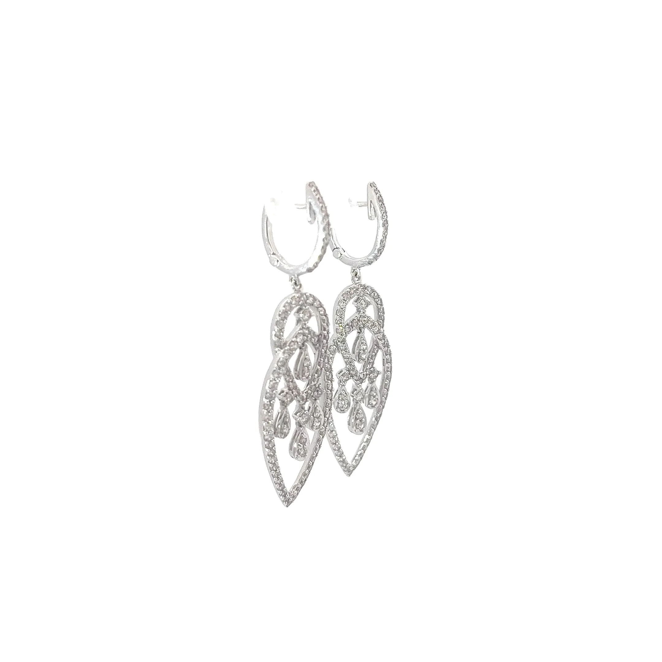 18k White Gold 1.61ct G VS2 Round Diamond Chandelier Earrings.