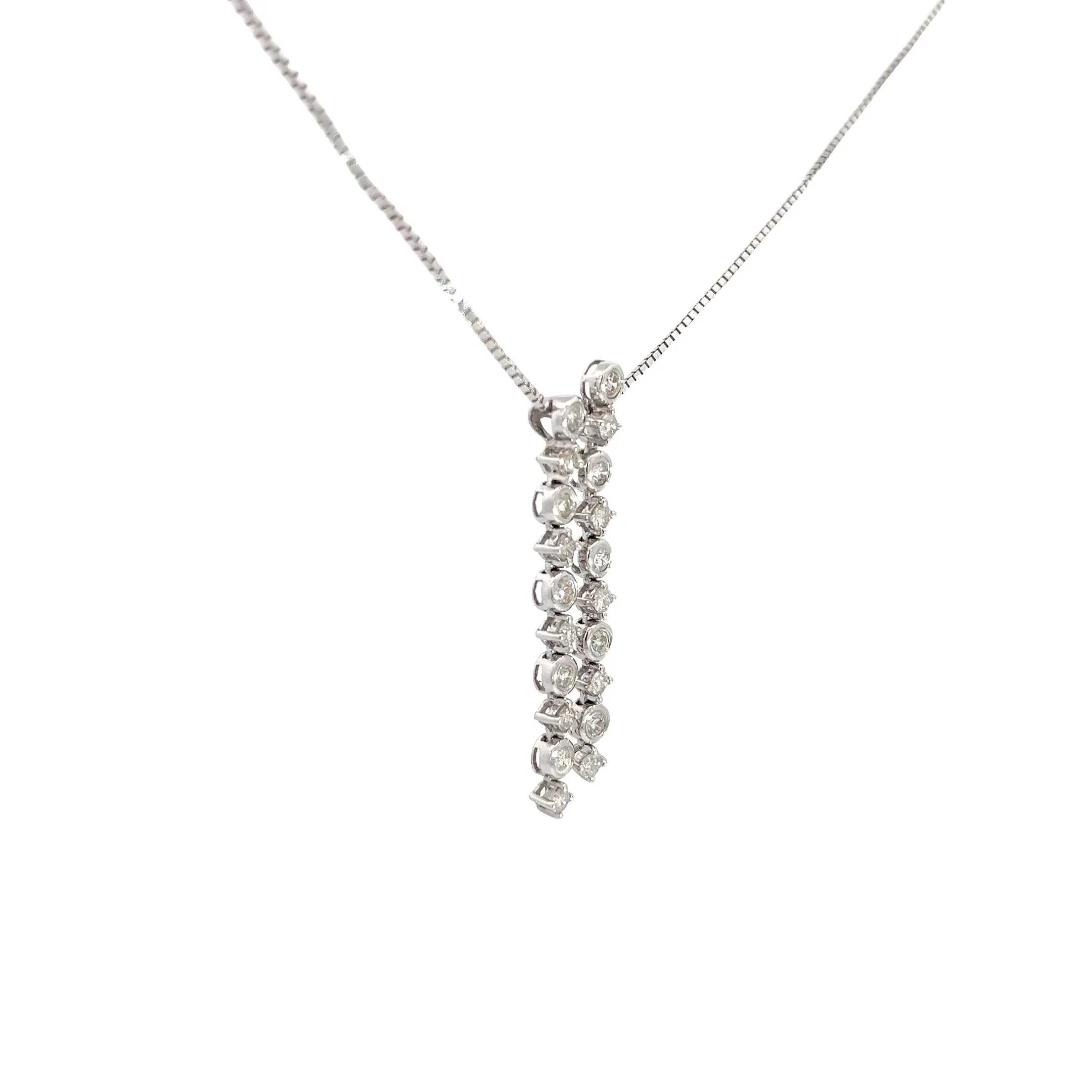 18k white gold .70ct GVS2 Round  Diamond Dangle Necklace