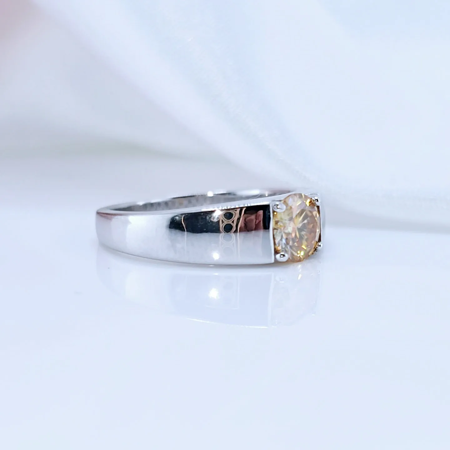 2 Carat Yellow Diamond Mens Diamond Ring