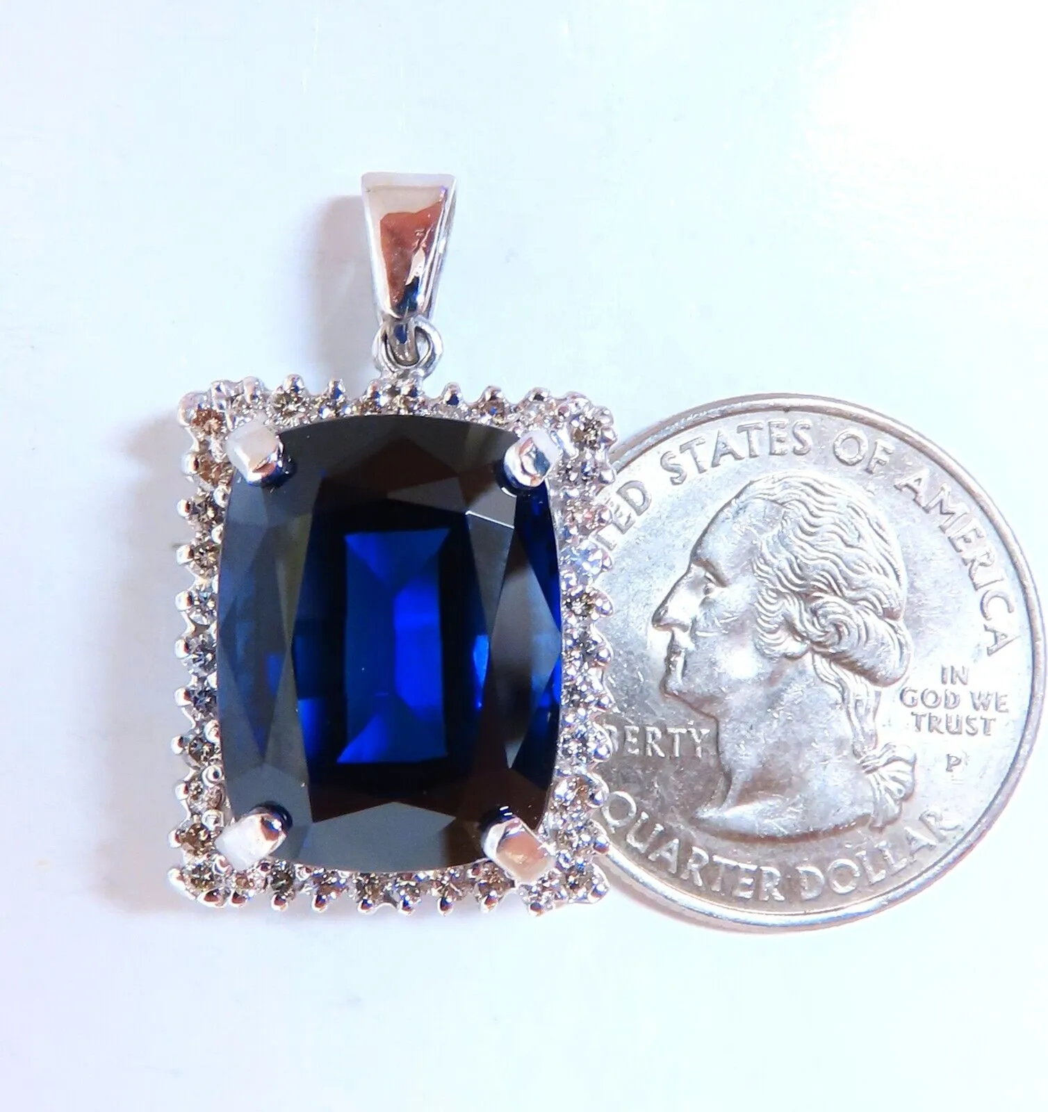 23.40ct Lab Cushion Blue Sapphire Diamonds pendant 14kt