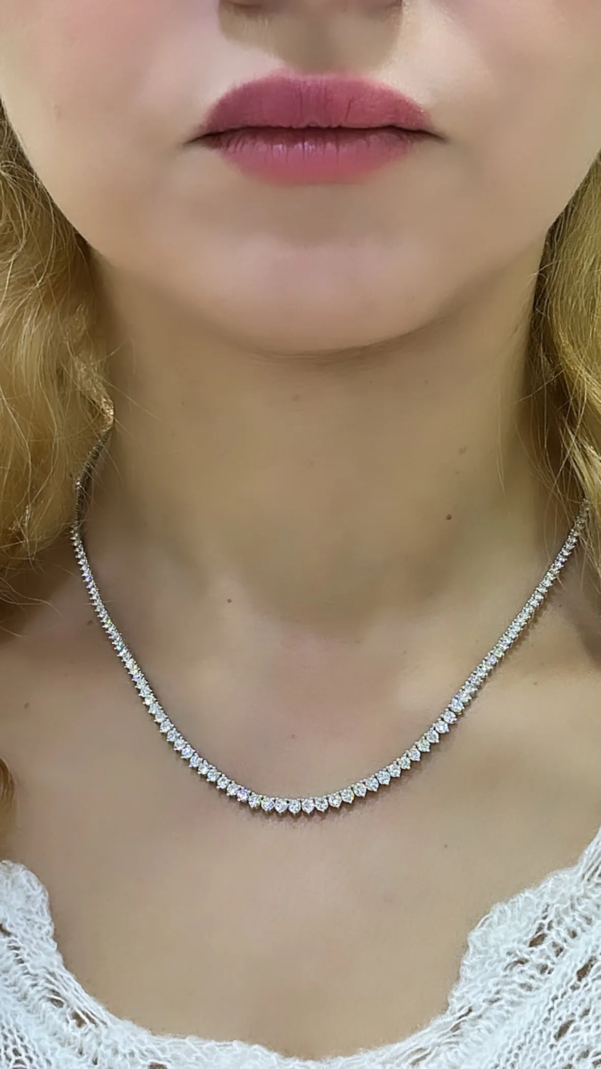 6.73ct tw Diamond Riviera Line Tennis Gradual Statement Necklace