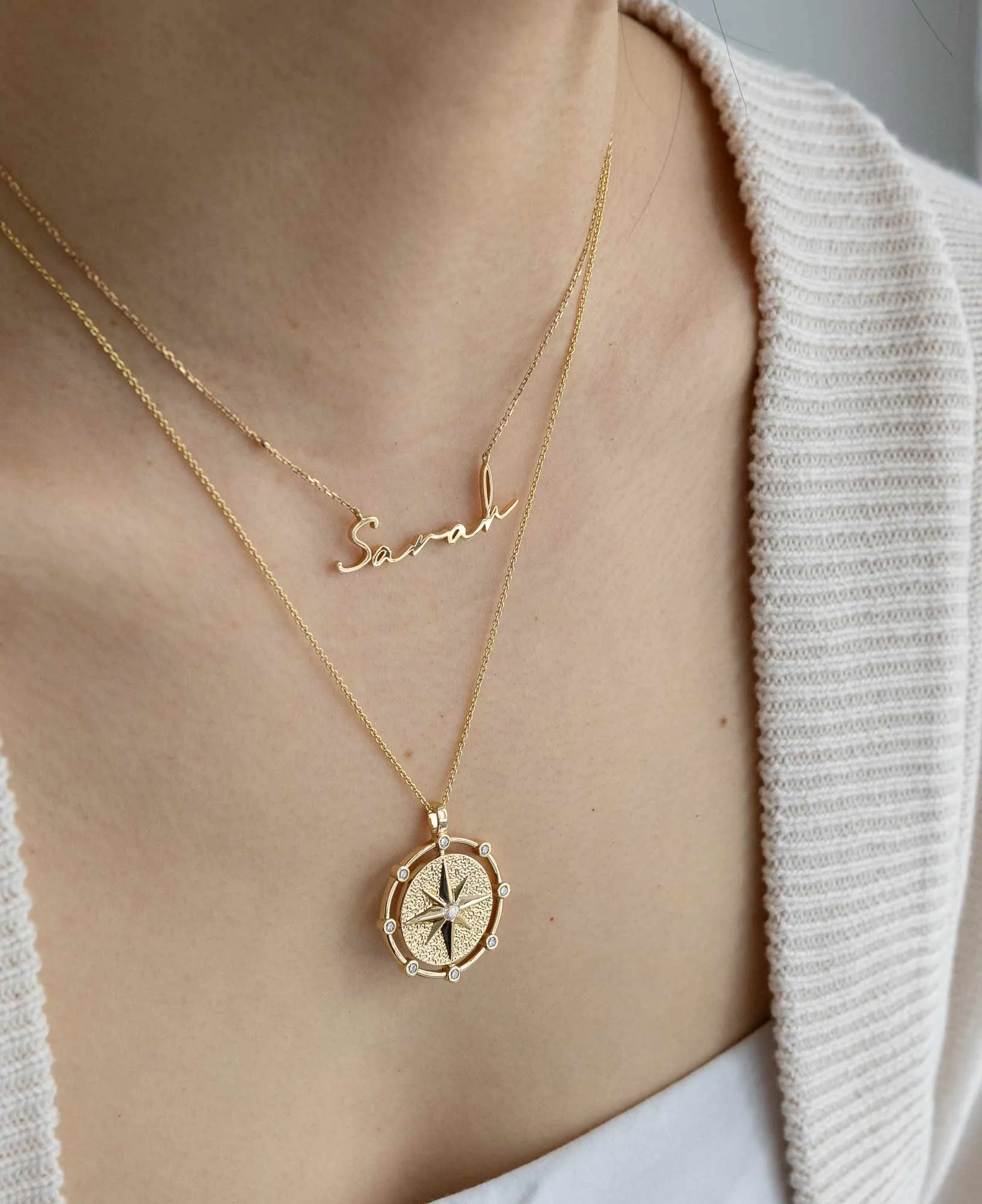 Alaia Custom Nameplate Necklace with Diamond