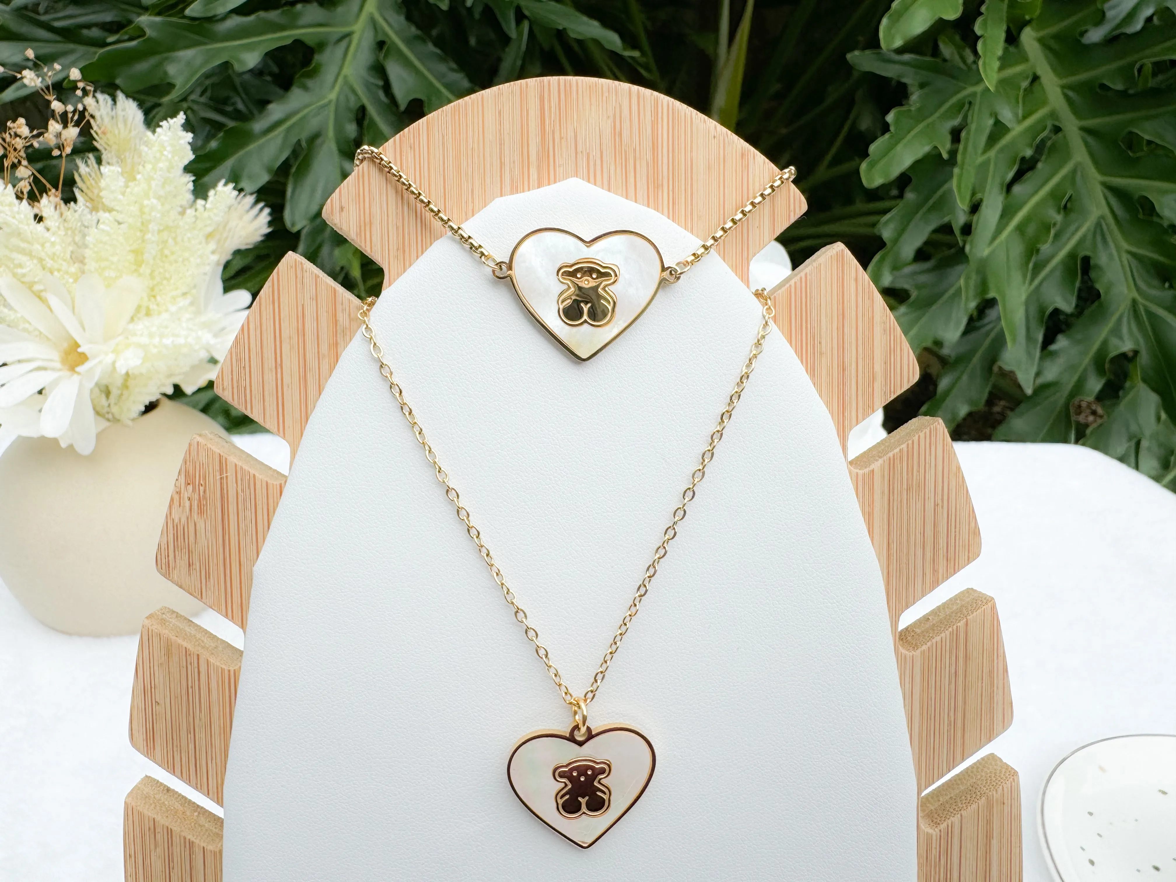 Bear necklace