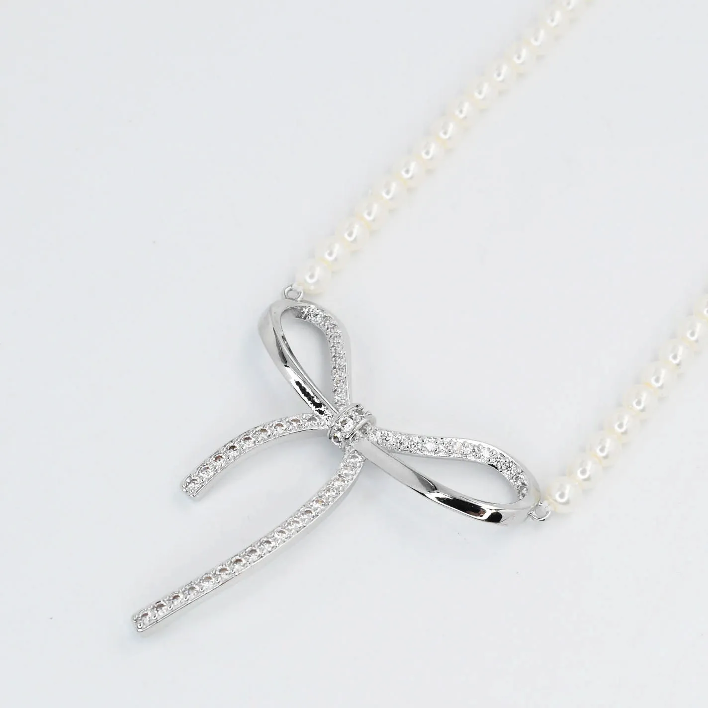 Bow Tie Silver Necklace k5