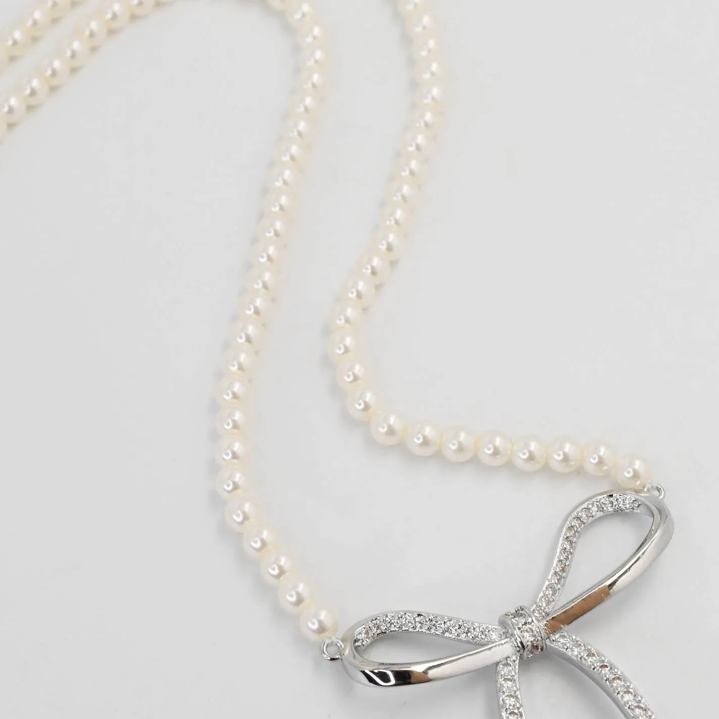 Bow Tie Silver Necklace k5