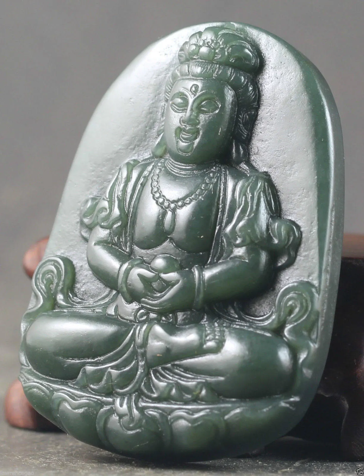 Certified Natural Jadeite Emerald Jade Guanyin Pendant《Grade A》