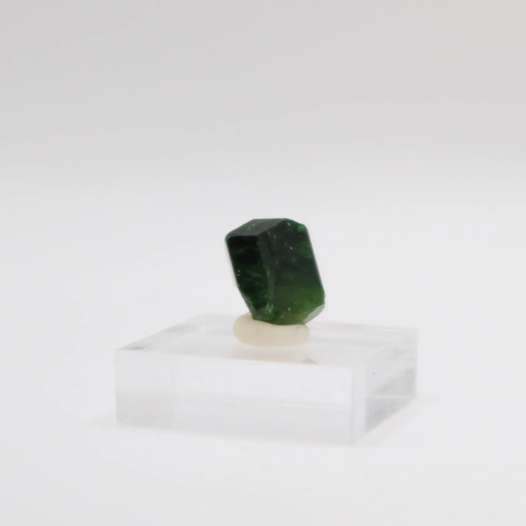 Chrome Tourmaline (II)