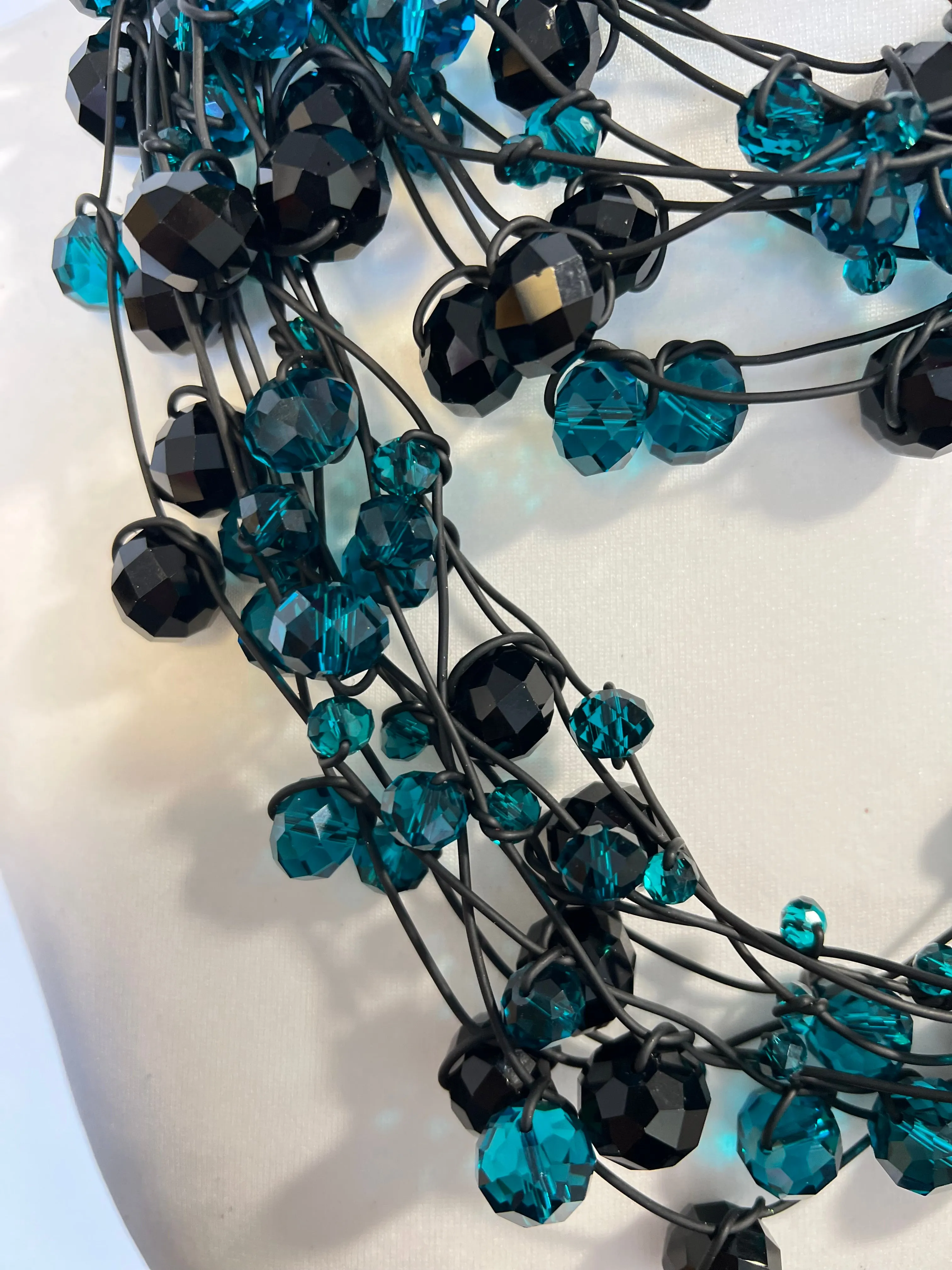 Crystal Faceted Beads on Rubber Necklace - Transparent Red