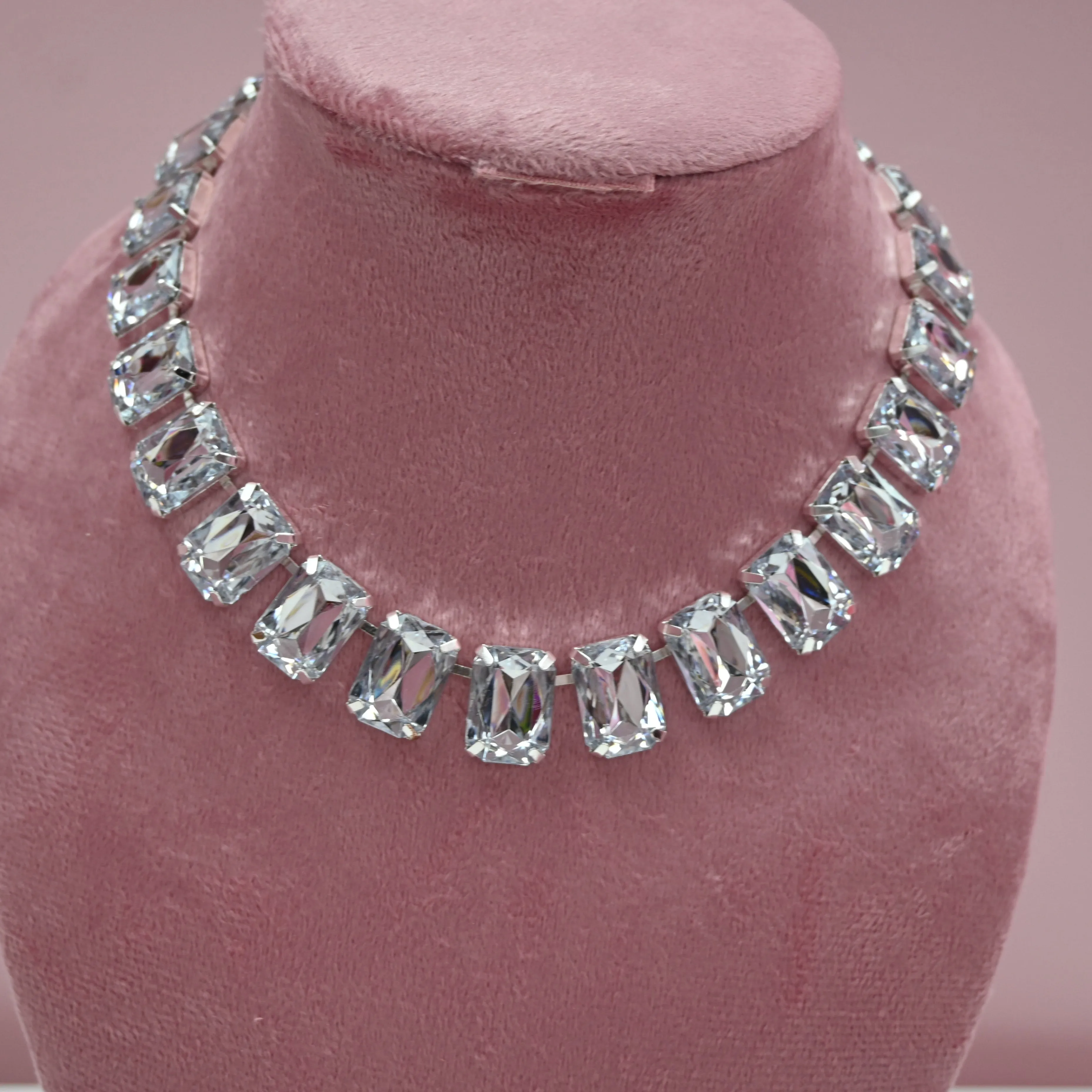 CRYSTAL  NECKLACE