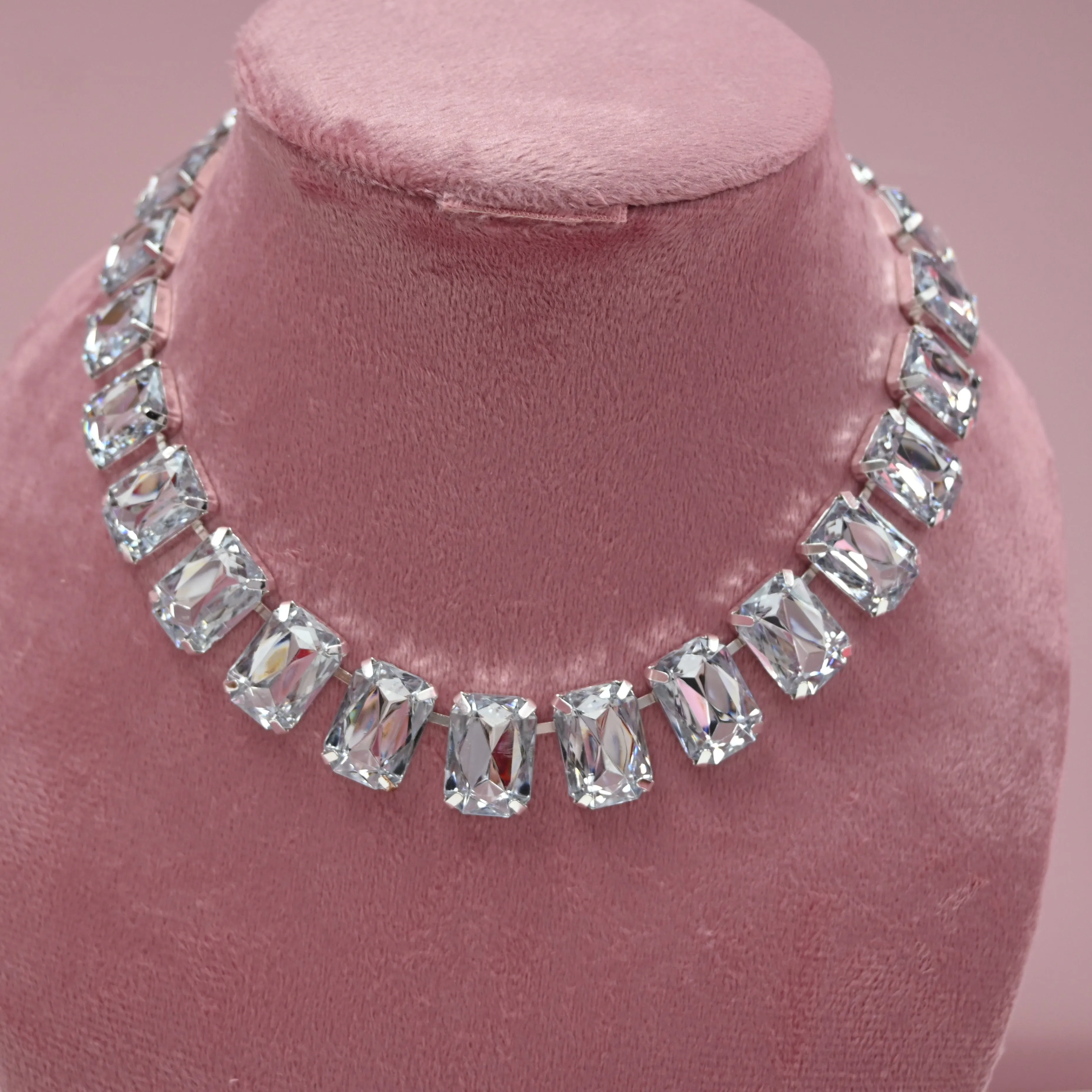 CRYSTAL  NECKLACE