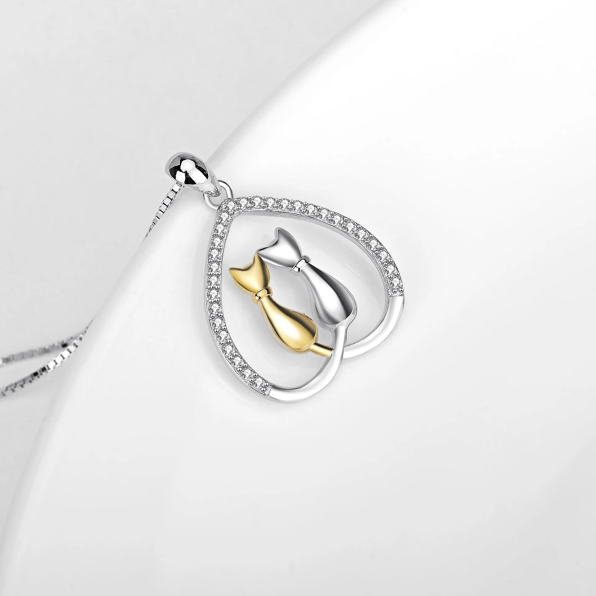 Cutie Cat Golden and Silvery Two Cats Heart Pendant Necklace
