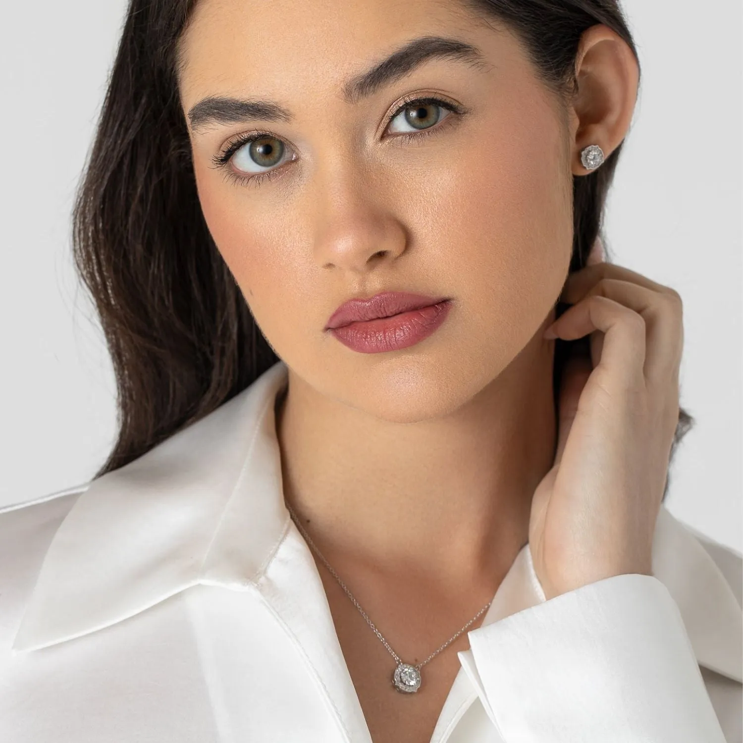 Dazzling Beauty Necklace