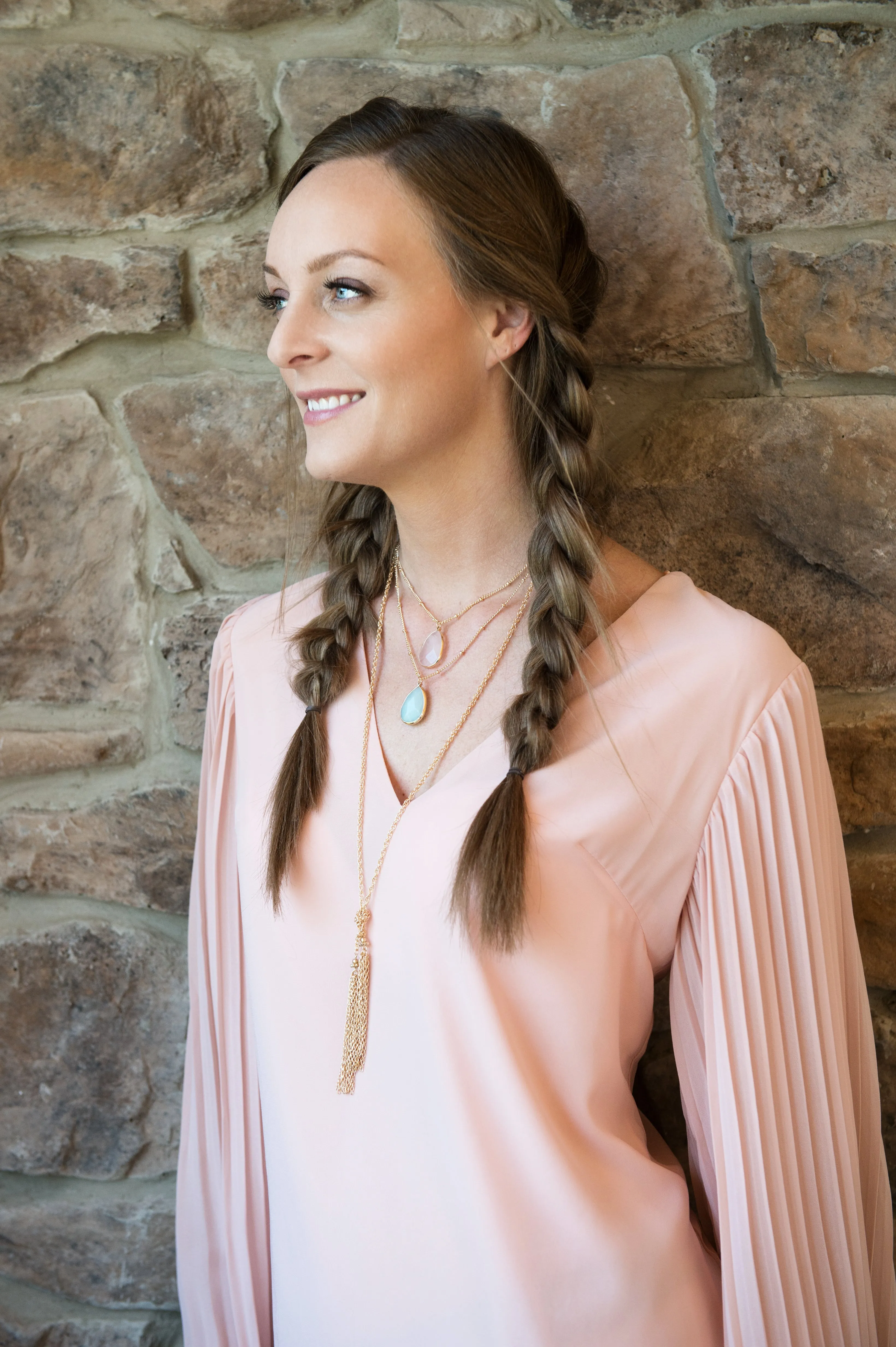 Demure Damsel Necklace