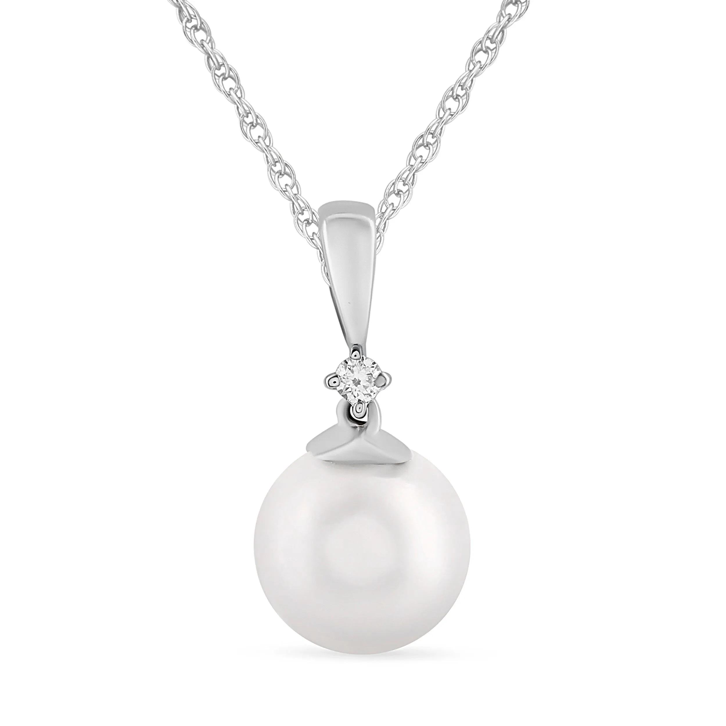 Diamond Set Pearl Necklace in Sterling Silver