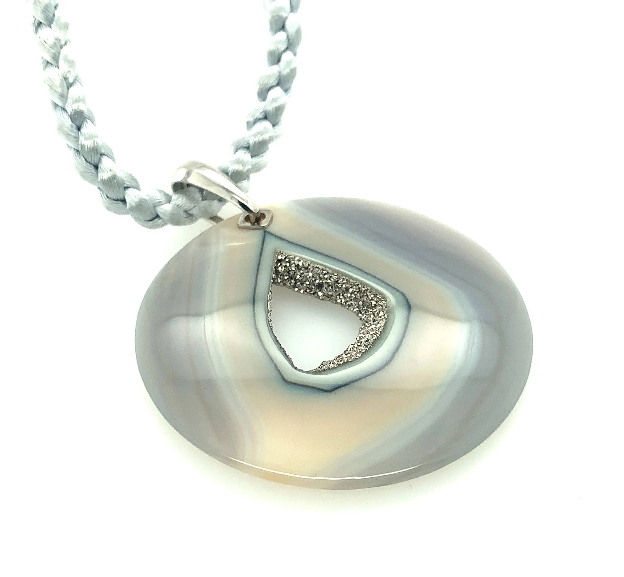 Druzy Quartz Agate with Rhodium Pendant, 14K White Gold 