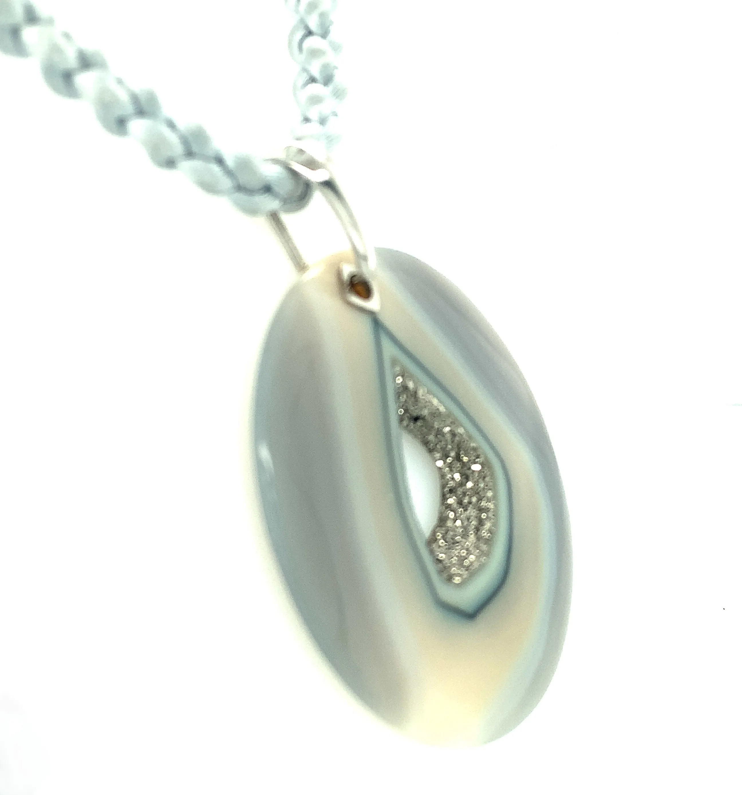 Druzy Quartz Agate with Rhodium Pendant, 14K White Gold 