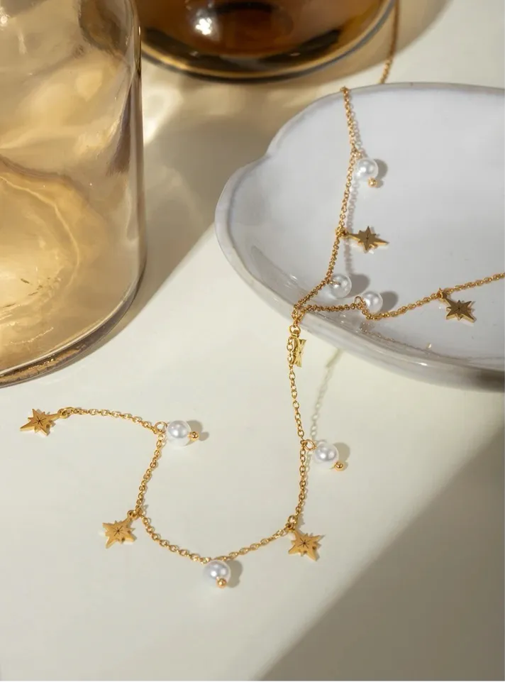 Eight-Star Pearl Y Necklace