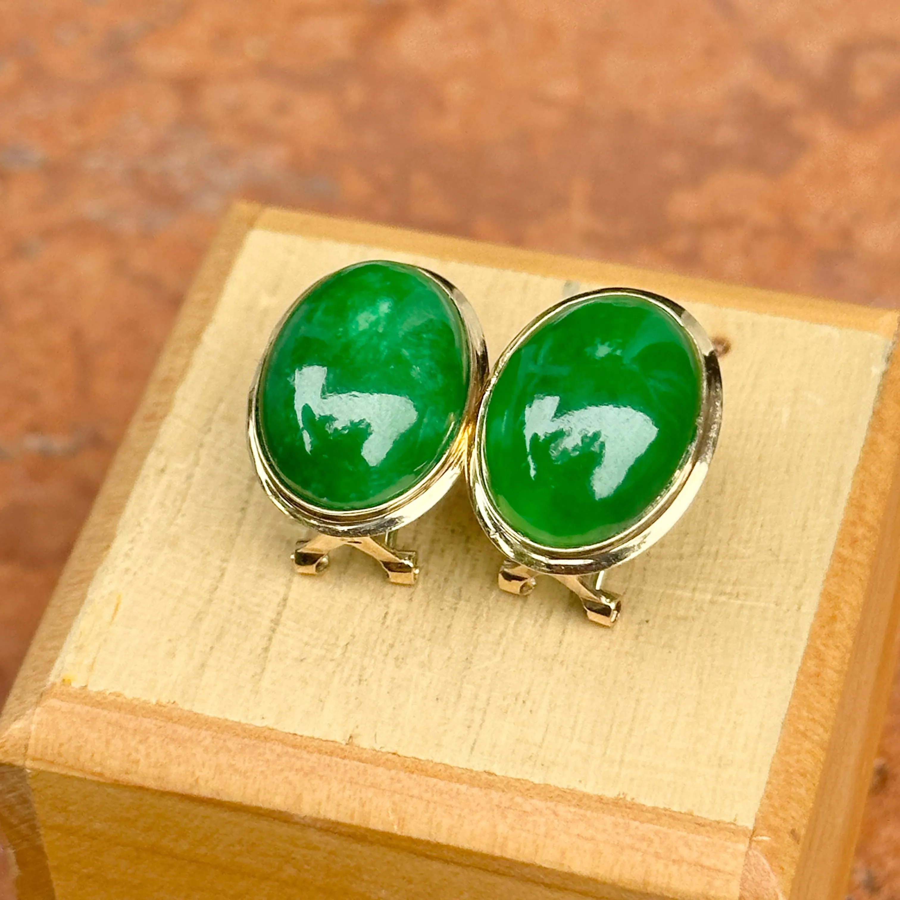 Estate 14KT Yellow Gold Oval Bezel Jade Omega Back Earrings