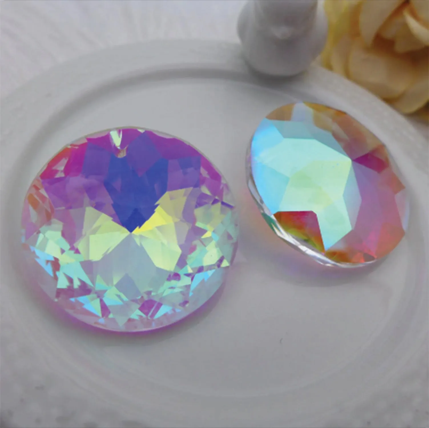 Giveaway! - 50mm - Rainbow & Clear