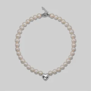 Heart Pearly Necklace