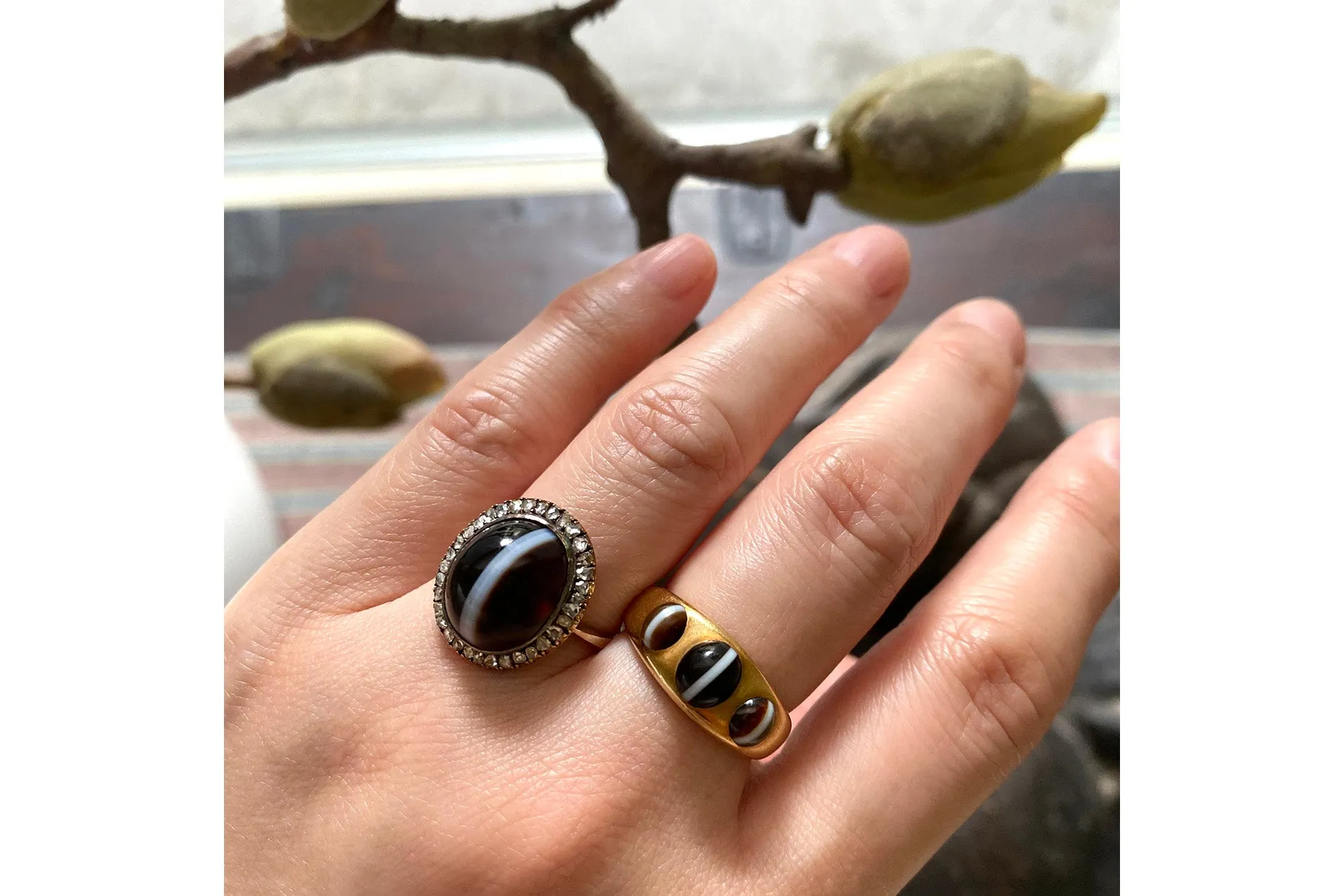 Mid-Victorian Banded Agate Diamond Halo Ring
