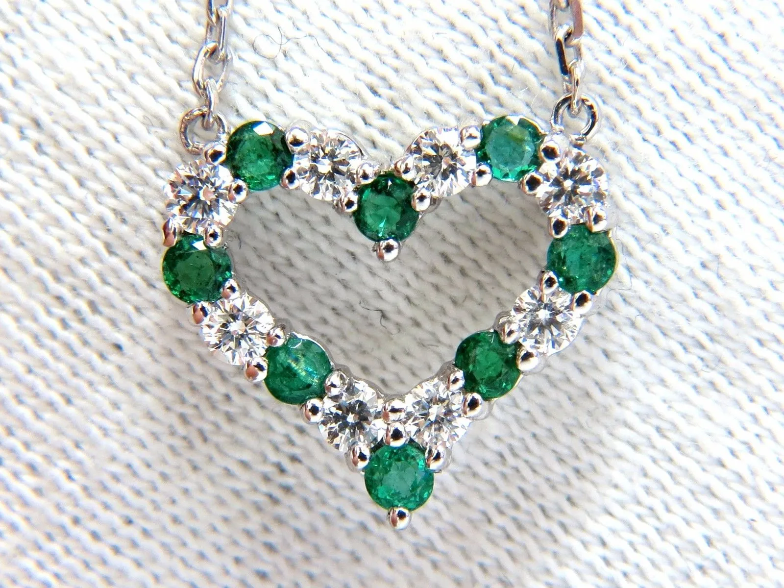 Natural Emeralds & Diamonds open heart necklace .90ct. 14kt G/Vs