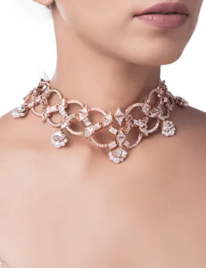 Outhouse   -   Enlace Crystal Mogra Necklace