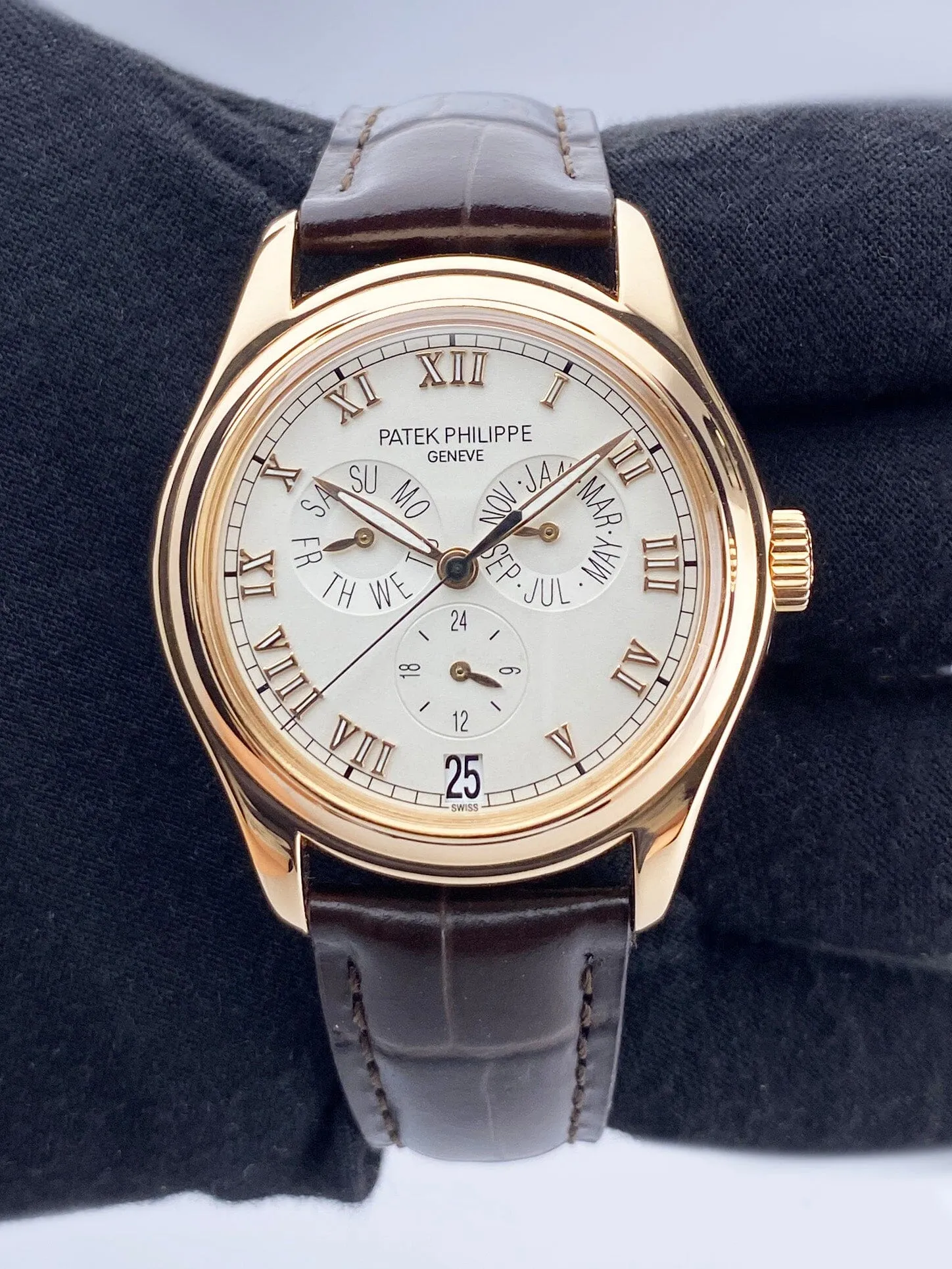 Patek Philippe Annual Calendar 5035R Mens Watch