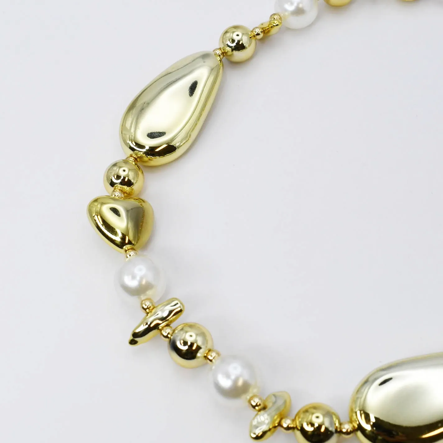 Pearls & Beads Necklace J17