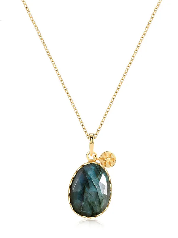 Shining Labradorite Necklace