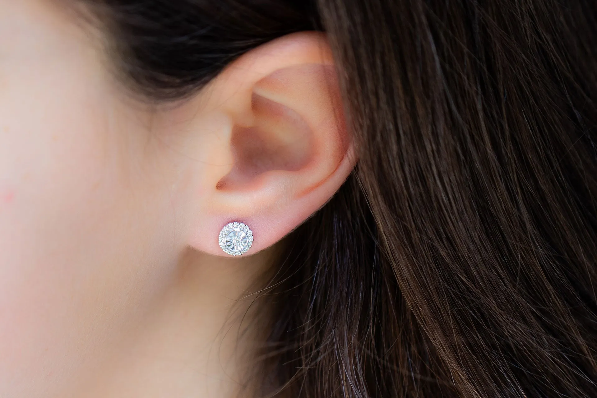 The Halo Studs