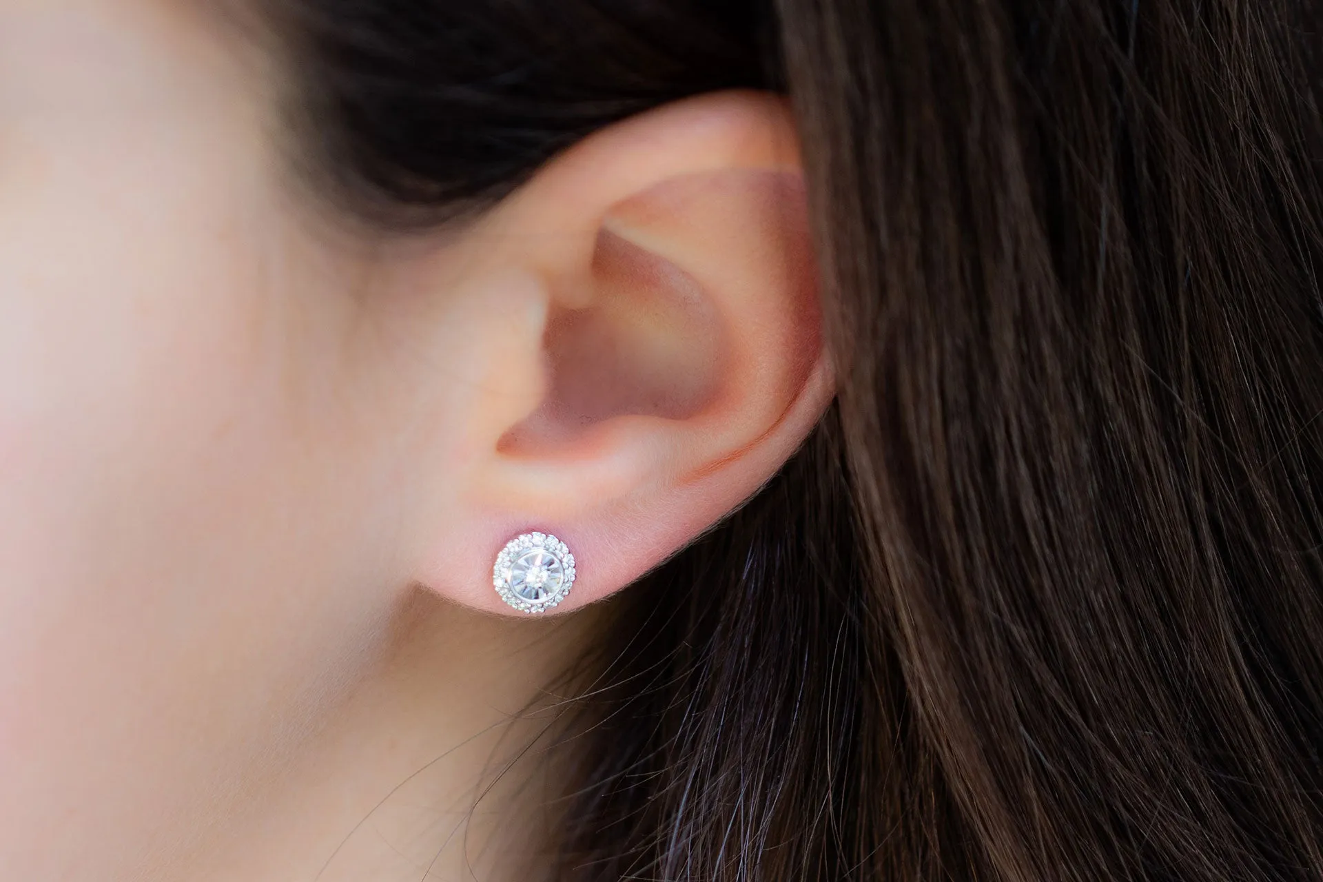 The Halo Studs