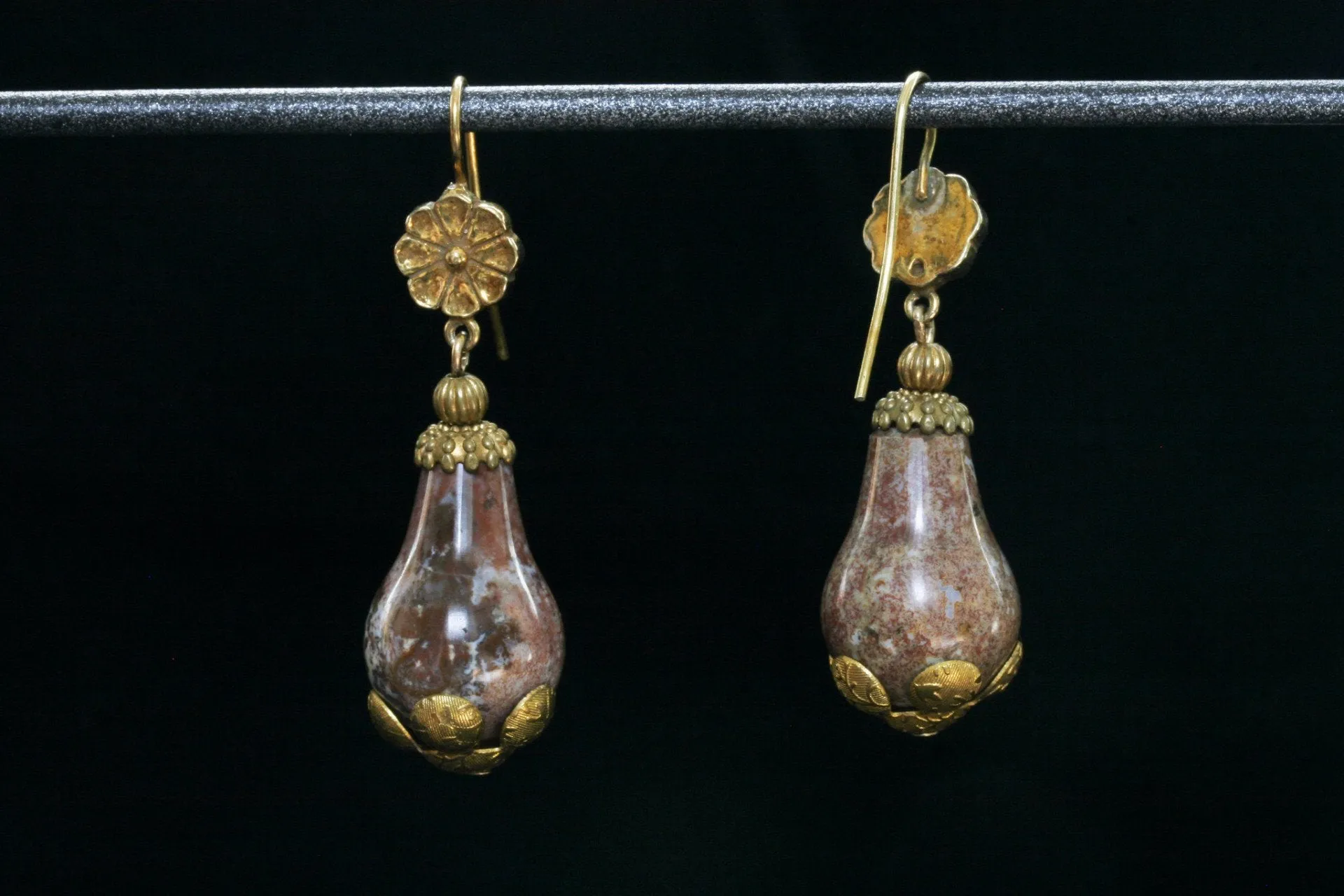 Victorian Agate and Pinchbeck Drop Earrings