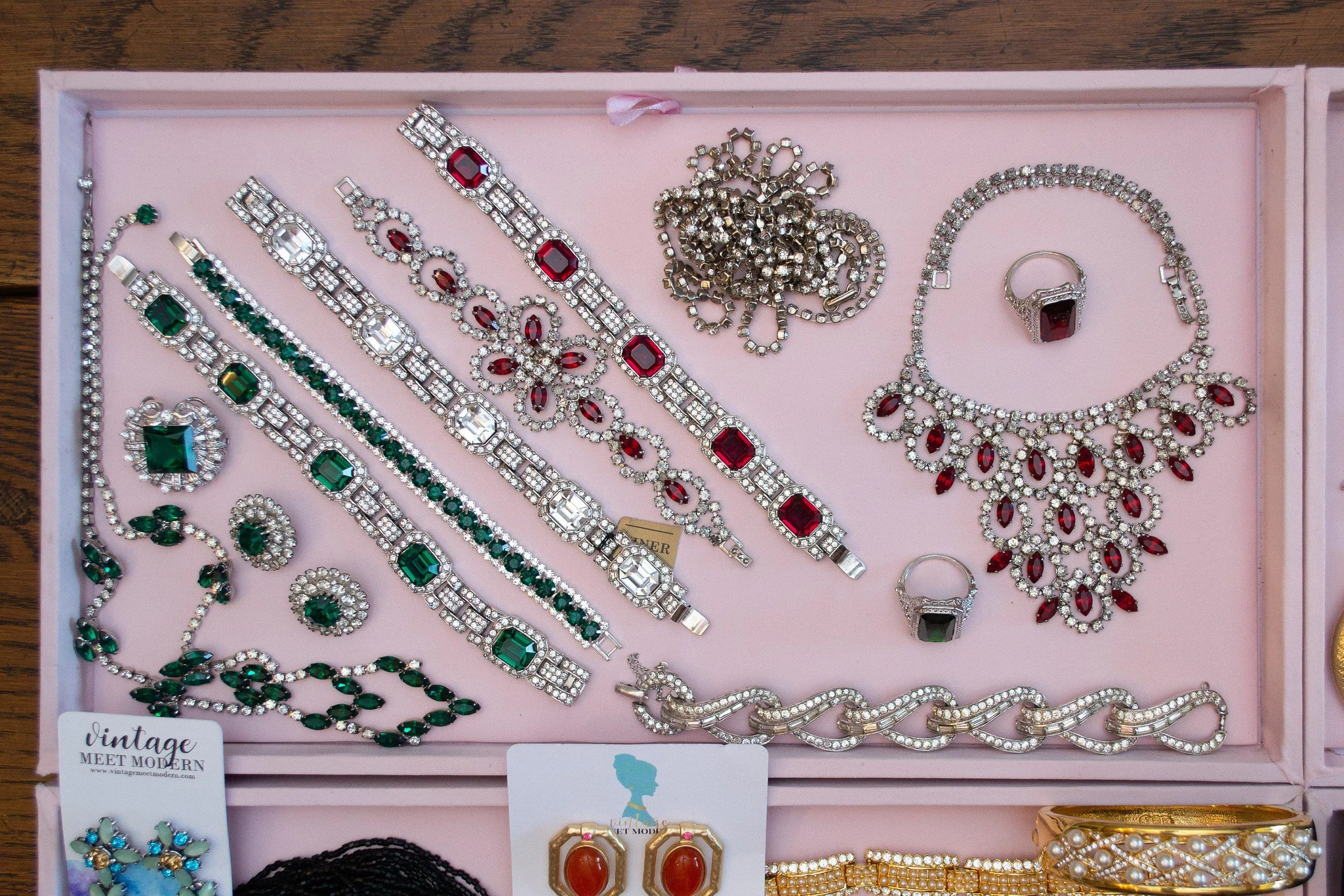 Vintage Art Deco Emerald Crystal and Diamante Rhinestone Necklace