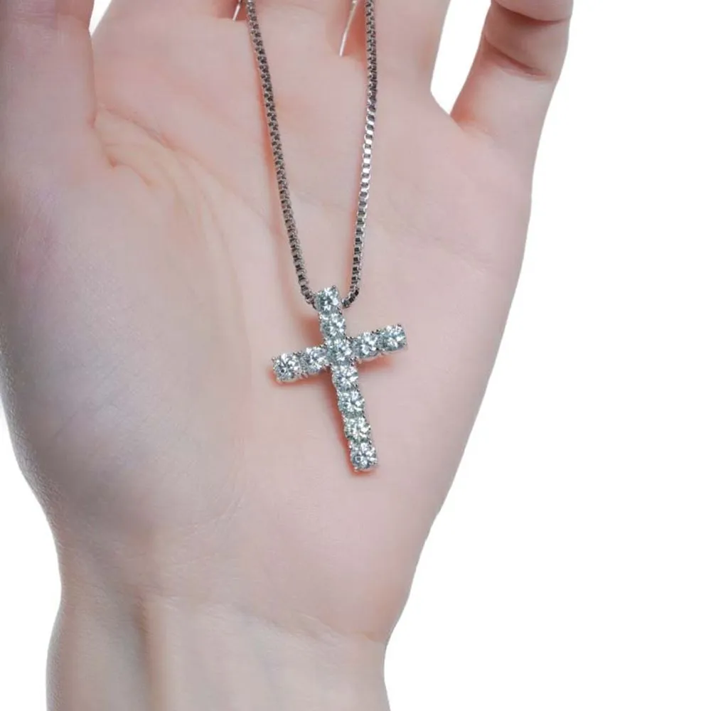 WIC | Square Cross Diamond Necklace